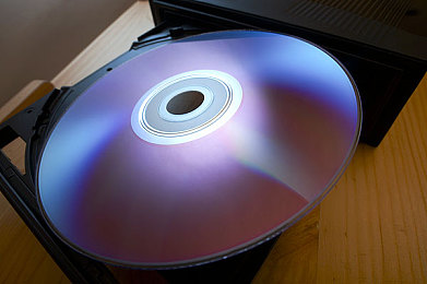 男人搞女人app：极速心跳，霓虹羁绊，引擎轰鸣中的温情旅程-2