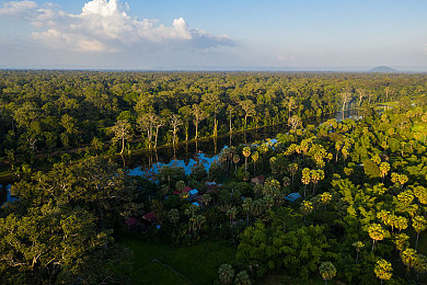 打扑克不盖被子吗：《扑克狂飙》进阶攻略曝光，高手必备防守策略助你稳夺冠军