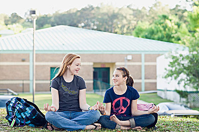 爱情论坛亚洲品质：极速心跳东京，霓虹赛道交织情感与改装传奇-3