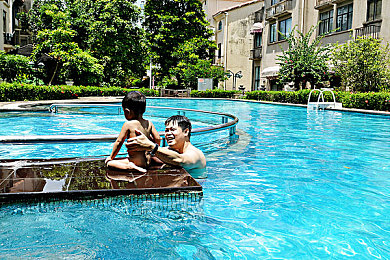 用羽毛瘙痒尿道作文:极致操控新纪元,赛车模拟游戏挑战人类神经感知极限-5