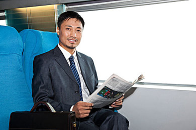 管饱分拣中心：废墟中的裁决者，传送带上的生存博弈