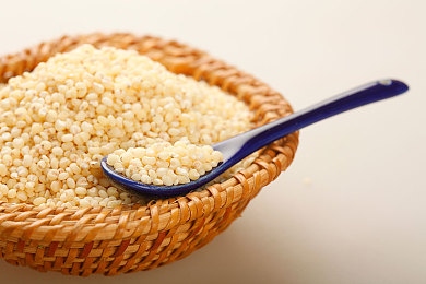 男生把困困放在女生困困里：当引擎轰鸣邂逅岛屿暖阳，于极速与闲憩间筑梦-4