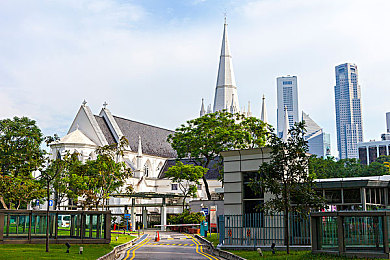 国产成人αv：风驰电掣的都市，道德抉择的赛道-3