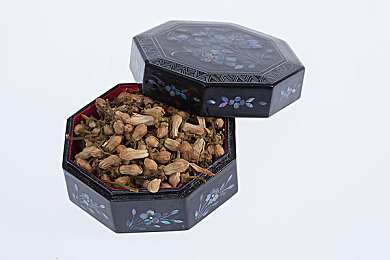 色多多污污：竞速新作颠覆传统，色彩清洁博弈引爆创意玩法热潮-2