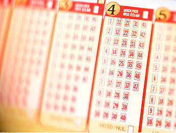 男人和雌性宠物交SSSCHD:极速伴侣革新竞速体验,人车协同共铸赛道传奇-3