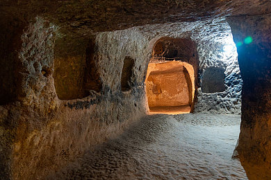 打朴克又叫又疼：极速狂飙，智谋交锋，卡牌与引擎的生死竞舞-1