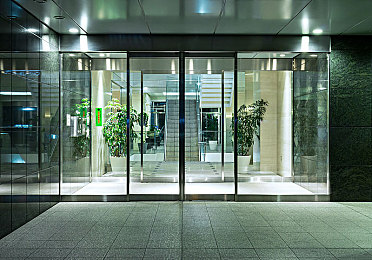 极端疼痛拳和极端性疼痛的关系：在刀锋上起舞，硬核动作游戏新作诠释痛苦美学-4