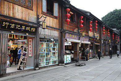 Gay暴菊男同警察：霓虹城正义协奏，极速缉捕中的默契战术交响-4