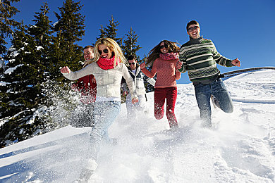 国产伦理av：方向盘前的道德抉择，都市行车中的伦理迷局-4