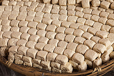 中国性别自由西元：《赛博车魂2077》深度评测，自由定制化身与极致竞速颠覆开放世界-3