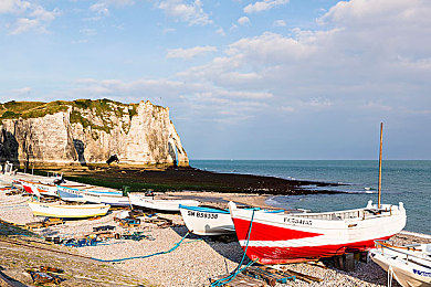 打扑克运动：极速牌局，用卡牌策略点燃你的赛车狂想之旅-3