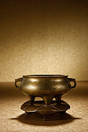 汤姆剧场：经典角色驰骋动态舞台，像素竞速融合策略狂欢-4