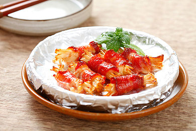 被女同桌调教成袜奴脚奴：从绝对服从到人车合一，极速搭档开启赛车成长新旅程-2