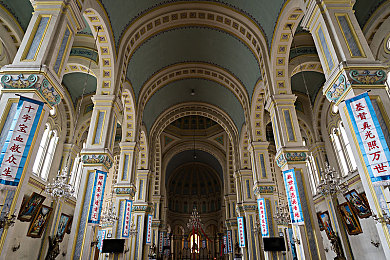 蜜挑AV：霓虹赛道甜蜜狂飙，全新竞速游戏今日上线，开启糖果世界极速冒险-4