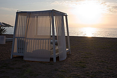 爱情岛社区：心跳竞速，海岛情缘的平行旅程-4