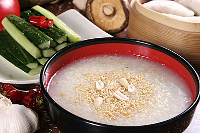 男人和雌性宠物交l配：硅基之心与钢铁诗篇，废土上的羁绊之旅-4