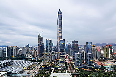 裸体女医生的特殊服务：极端医疗模拟，末日道德生存挑战-3