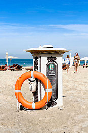 黄色软件下载3.0.3每天无限次破解版大全华为：警惕破解版陷阱，都市极速地平线真实驾驶乐趣全解析-3