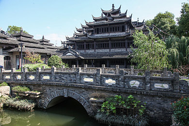 100款流氓软件下载：极速骇客街头狂飙，网络安全与赛车激情巧妙融合-4