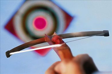 国产午夜乱伦：血脉交融，霓虹赛道上的叛逆引擎诗篇-3