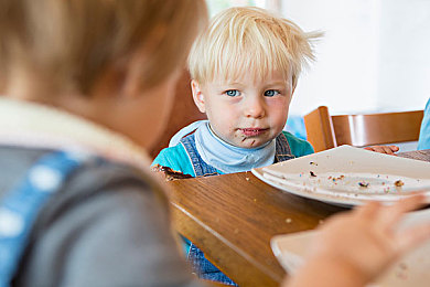 三黑战斗刘玥最经典十句话：暗黑战术哲学引爆热议，角色台词竟藏通关秘籍-3