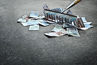 水母娘娘40厘米消失术：幻影赛道，空间折叠竞速与异次元驾驶艺术-2