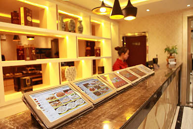 黄色软件大全3.0.3：都市的士终极驾驶新版上线，真实经济系统与动态天气革新模拟体验-3