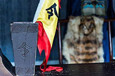 不良应用下载:极速狂飙暗网追击,官方攻略助你安全改装驰骋霓虹城-5