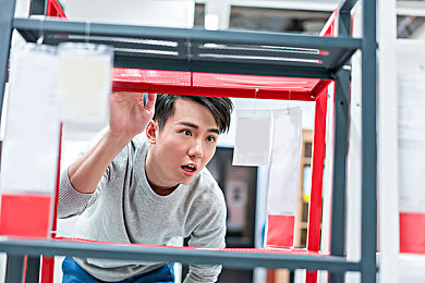 男生女生一起查查查app：双人竞速侦查手游极限车探上线，开启实时协作探案新体验-3