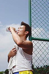 男生困困放到女人的困困里：当性别与引擎在异轨世界交错呼吸-3