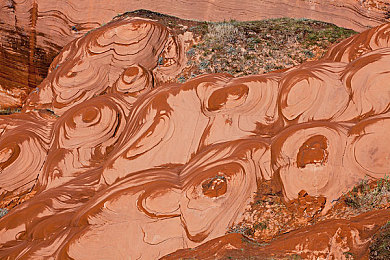 十大禁止安装应用入口在哪里安装:暗网边缘的极速诱惑,赛博车手的隐秘抉择与伦理飞驰-5