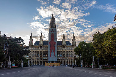 裸软件：极致模拟，用数据与物理法则征服赛道-2
