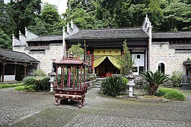 火辣辣app：极速狂飙，改装你的专属座驾，征服都市赛道-4