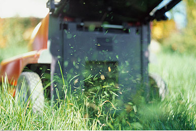 99re66热这里只有精品6app功能亮点：极速纪元，光影追踪与动态物理的驾驶艺术-4