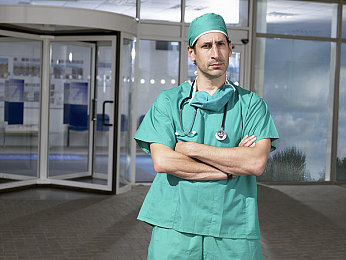 机机对机机免费下载版2024：硬核机械对战新作2024免费上线，深度改装引爆钢铁对决-2