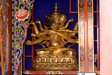 欧美日韩五月天：全球竞速浪潮，多元风格交融的驾驶艺术盛宴-3