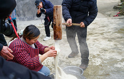 精东果冻传媒:弹性狂飙,软体赛车与变形赛道的物理狂欢-3
