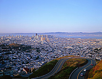 阿娇和陈冠希的图片：赛博朋克解谜新作，直面数据时代的隐私抉择与道德迷宫-3