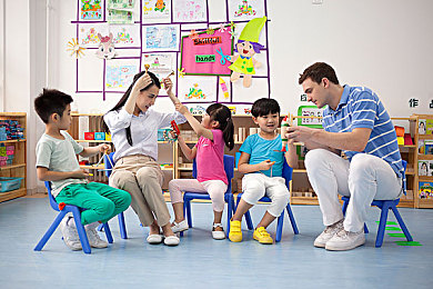 中文成人A片：极致拟真驾驶，从新手到赛道之王的进阶攻略与深度体验-3