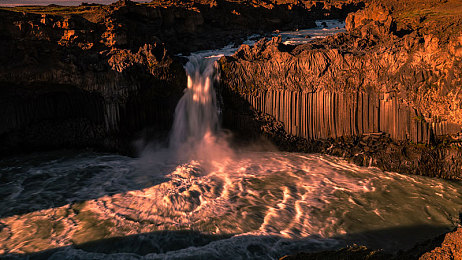 男生和女生操操的软件：双人协同驾驶新作发布，极速搭档如何重塑赛车游戏社交体验-2