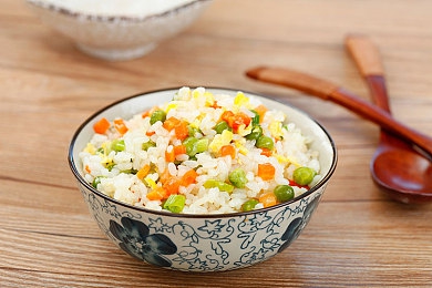 中国十八大禁黄软件：霓虹穿梭者，数据净化竞速使命-2