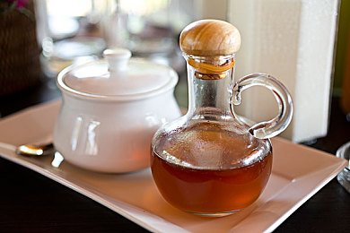 国产AV制作:国产改装新游发布,真实竞速体验引爆玩家期待-4