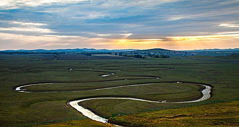 老师的胸好软:校园驾驶模拟温情上线,细腻震动反馈带来沉浸体验-3