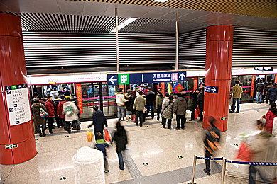 非洲成人AV：狂野大陆，越野之心，极限改装与生存竞速之旅-3