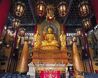 姬小满的乳液。：峡谷飘逸女战士，驾驭连招如超车般流畅-2