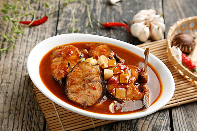 被禁用的软件：当科技成为方向盘，在虚拟赛道展开策略竞速新对决-2