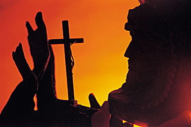 男生和女生在一起拆拆拆app大全：双人协作拆卸游戏风靡年轻群体，汽车解压新玩法受热捧