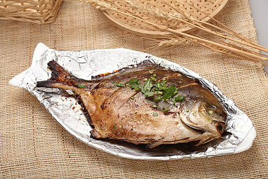 男生和女生一起差差轮滑鞋：双人竞速新纪元，差分协作系统颠覆传统赛道体验-2