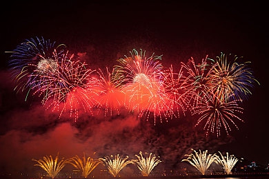 机对机应用大全2025：2025赛车游戏革命，智能AI与玩家共驾颠覆竞速体验-2