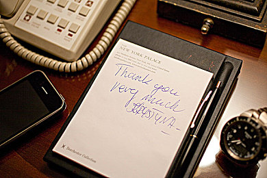 蜜桃Av片：霓虹赛道暗藏玄机，极速狂飙揭秘视听陷阱-2